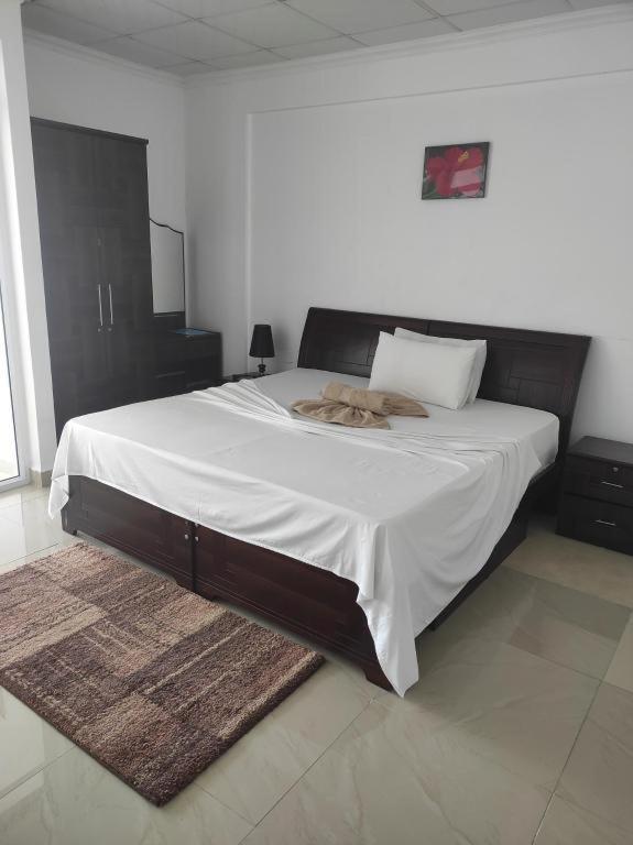 Diamond Plaza Hotel Grand Anse  Bagian luar foto