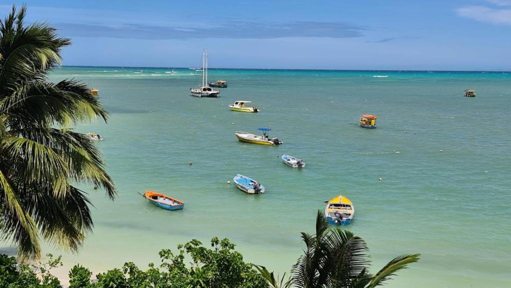 Diamond Plaza Hotel Grand Anse  Bagian luar foto